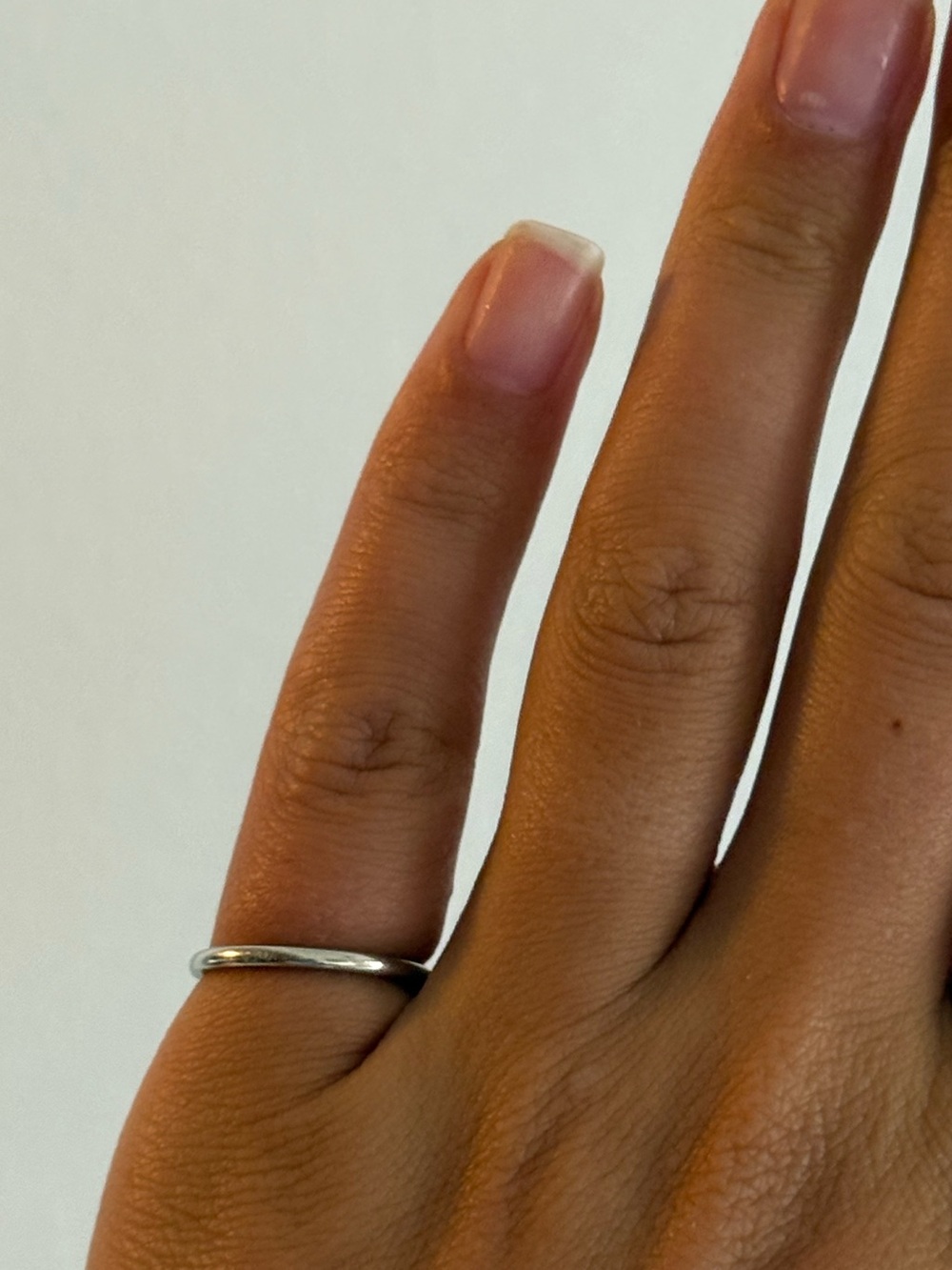 14k white gold band